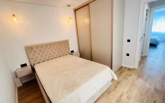 Resale - Apartment -
Torrevieja - Playa del Cura