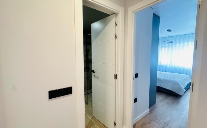 Resale - Apartment -
Torrevieja - Playa del Cura