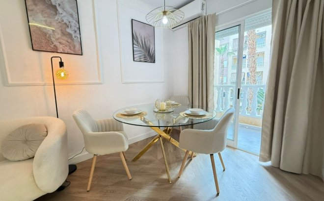 Revente - Appartement -
Torrevieja - Costa Blanca