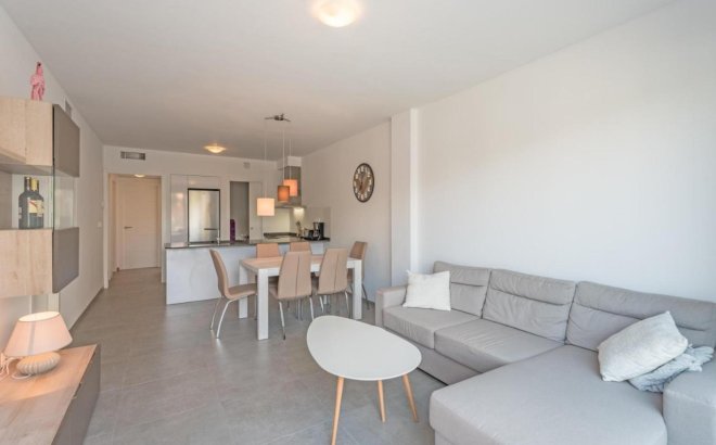 Resale - Bungalow -
Torrevieja - Auguas Neuvas