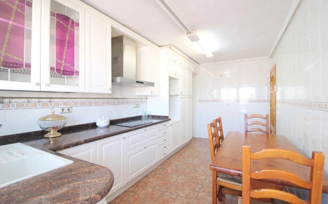 Revente - Appartement -
Torrevieja