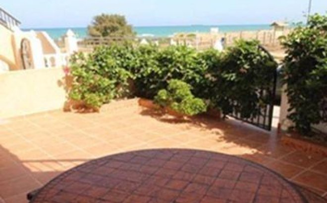 Resale - Bungalow -
Torrevieja - La Mata