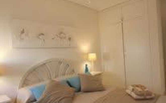 Resale - Bungalow -
Torrevieja - La Mata