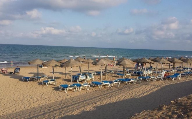 Resale - Bungalow -
Torrevieja - La Mata