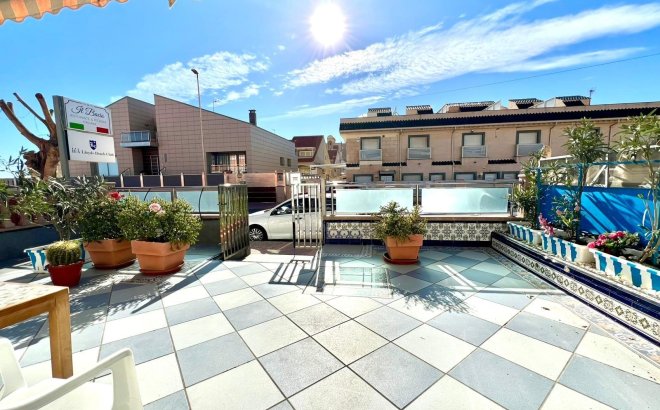 Resale - Town House -
Torrevieja - La Mata