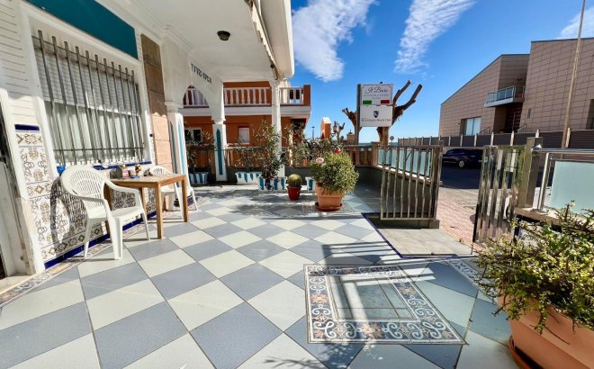 Resale - Town House -
Torrevieja - La Mata