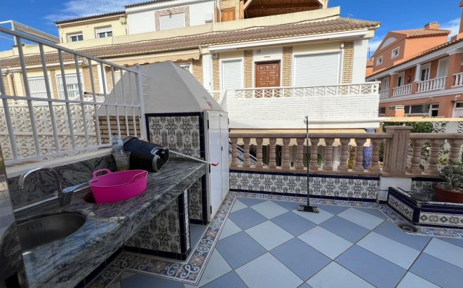 Resale - Town House -
Torrevieja - La Mata