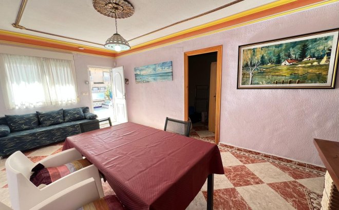 Resale - Town House -
Torrevieja - La Mata