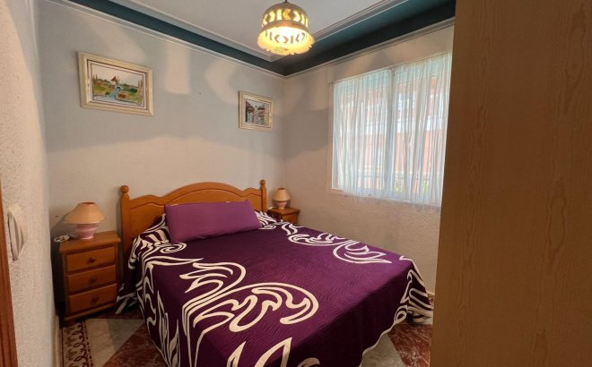 Resale - Town House -
Torrevieja - La Mata