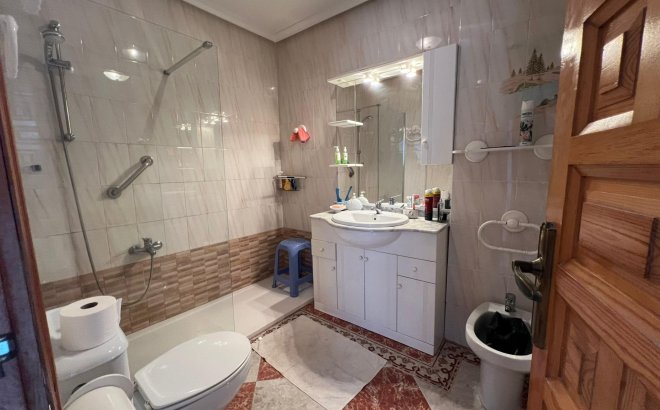 Resale - Town House -
Torrevieja - La Mata