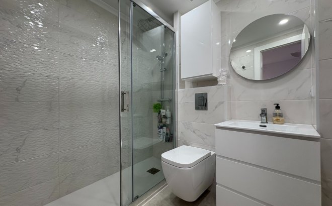 Resale - Apartment -
Torrevieja - Costa Blanca