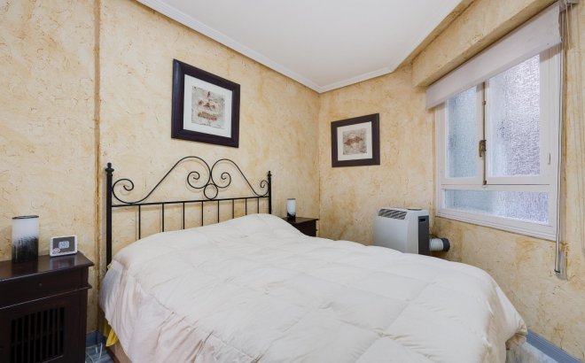 Resale - Apartment -
Torrevieja - Acequion