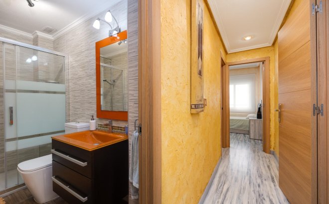 Resale - Apartment -
Torrevieja - Acequion