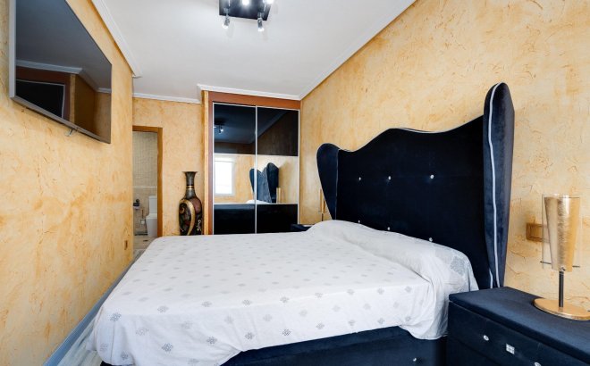 Resale - Apartment -
Torrevieja - Acequion