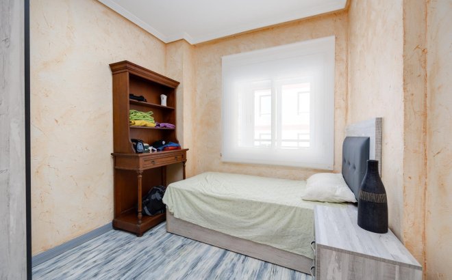 Resale - Apartment -
Torrevieja - Acequion