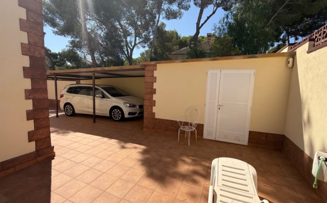 Herverkoop - Villa -
Torrevieja - Costa Blanca