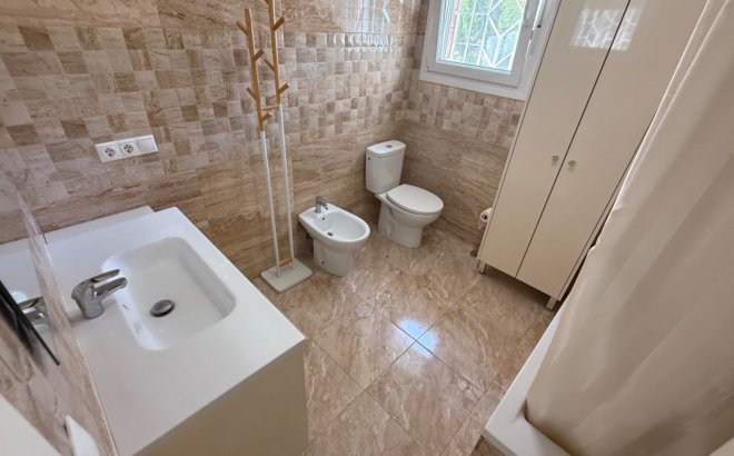 Herverkoop - Villa -
Torrevieja - Costa Blanca