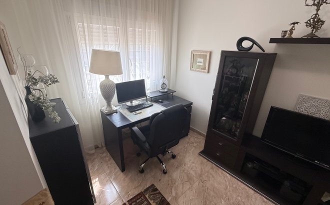 Herverkoop - Villa -
Torrevieja - Costa Blanca