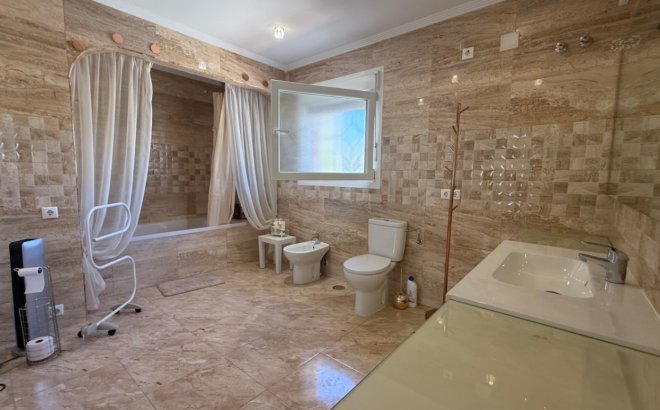 Herverkoop - Villa -
Torrevieja - Costa Blanca