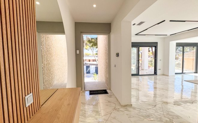 Resale - Villa -
Torrevieja - Los Balcones - Los Altos del Edén