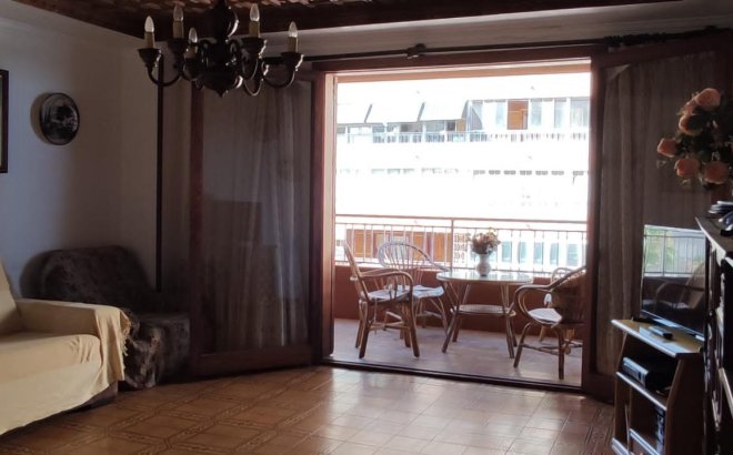 Resale - Dúplex -
Torrevieja - Playa De Los Naufragos