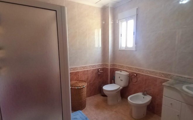 Herverkoop - Town House -
Torrevieja - Nueva Torrevieja