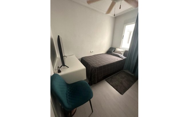 Resale - Apartment -
Torrevieja - Centro