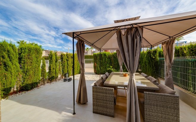 Resale - Town House -
Torrevieja - Sector 25