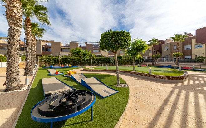 Resale - Town House -
Torrevieja - Sector 25