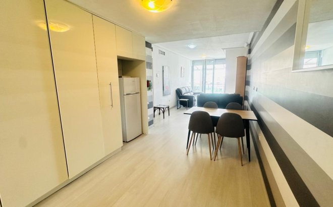 Resale - Penthouse -
Torrevieja - Playa del Cura