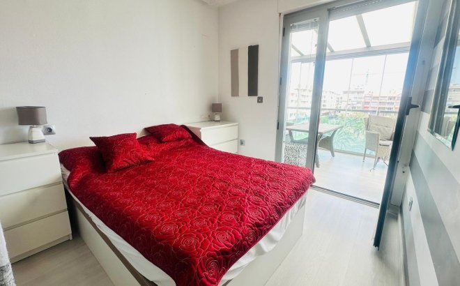 Resale - Penthouse -
Torrevieja - Playa del Cura