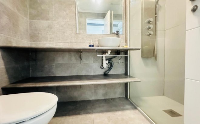 Resale - Penthouse -
Torrevieja - Playa del Cura