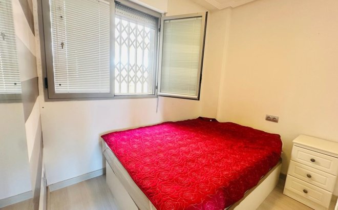 Resale - Penthouse -
Torrevieja - Playa del Cura