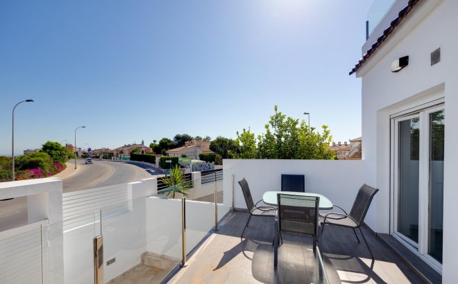 Resale - Villa -
Torrevieja - Aguas Nuevas