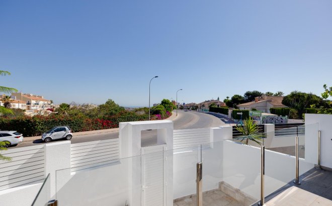 Resale - Villa -
Torrevieja - Aguas Nuevas