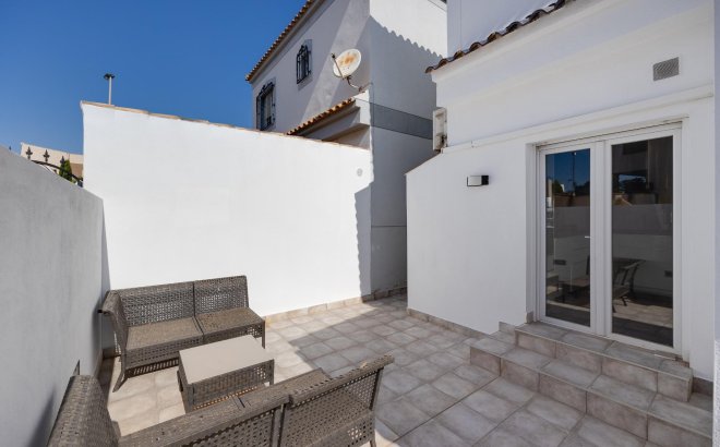 Resale - Villa -
Torrevieja - Aguas Nuevas