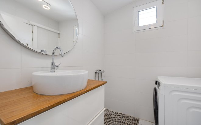 Resale - Villa -
Torrevieja - Aguas Nuevas