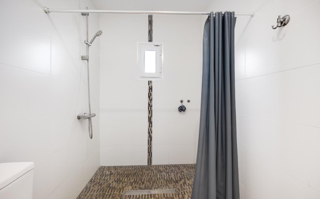 Resale - Villa -
Torrevieja - Aguas Nuevas