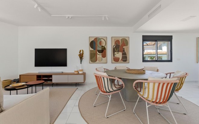 Herverkoop - Villa -
Torrevieja - La Veleta