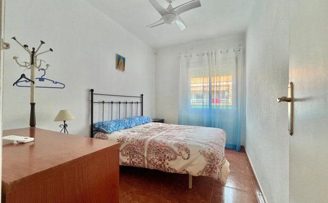 Revente - Appartement -
Torrevieja - Estacion De Autobuses