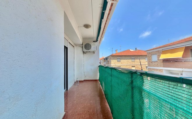 Revente - Appartement -
Torrevieja - Estacion De Autobuses