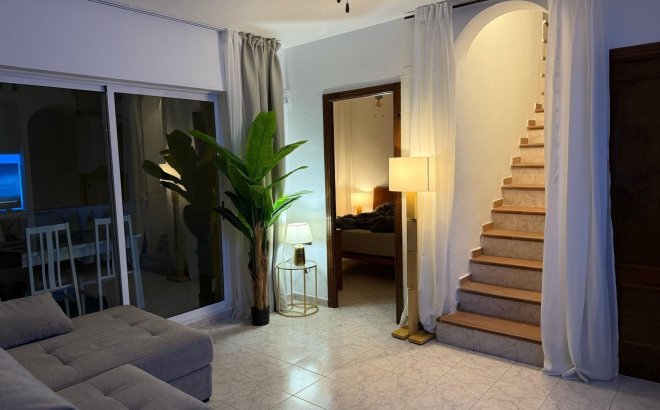 Resale - Bungalow -
Torrevieja - Cañada Del Molino