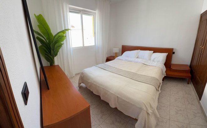 Resale - Bungalow -
Torrevieja - Cañada Del Molino
