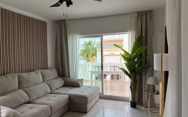 Resale - Bungalow -
Torrevieja - Cañada Del Molino