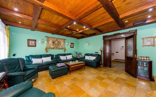 Revente - Commercial -
Torrevieja