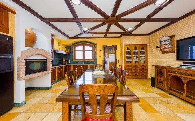 Revente - Commercial -
Torrevieja