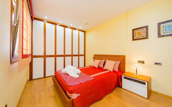 Revente - Commercial -
Torrevieja