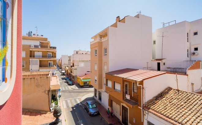 Revente - Commercial -
Torrevieja