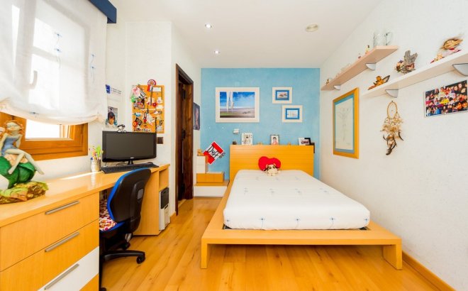 Revente - Commercial -
Torrevieja