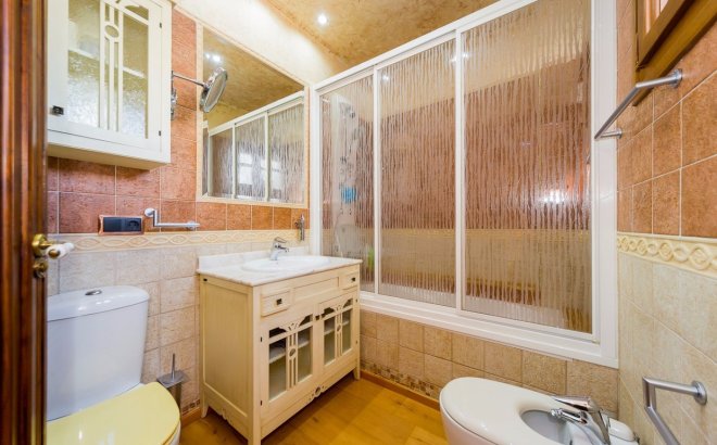 Revente - Commercial -
Torrevieja